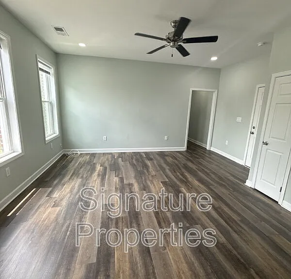 2711 Detroit St #4 — Photo 10