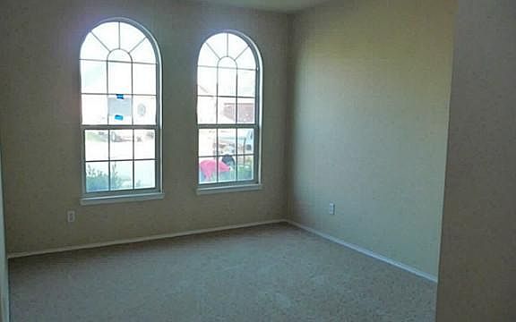 2nd image of 5341 Sonoma Dr