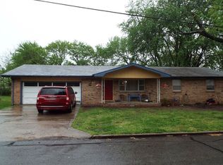 1004 SE 10th St, Bentonville, AR 72712