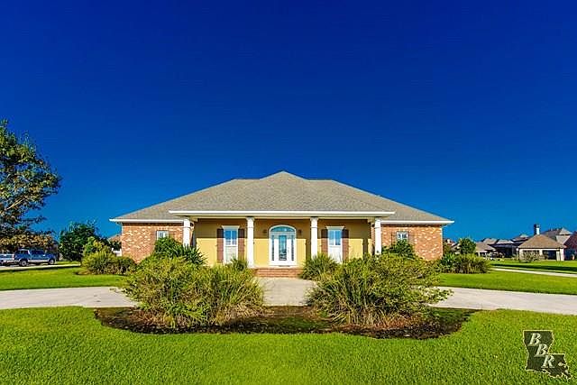 1st image of 128 Bocage Dr