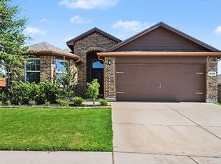 10136 Huntersville Trl, Fort Worth, TX 76108