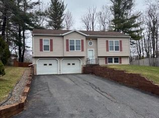 5 Donovan St, Pittsfield, MA 01201