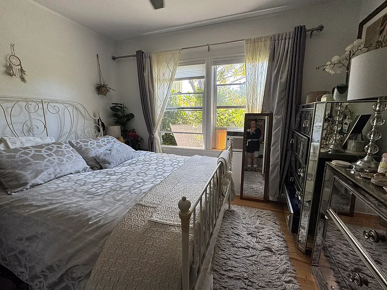 1044 Ocean Park Blvd #B — Photo 8
