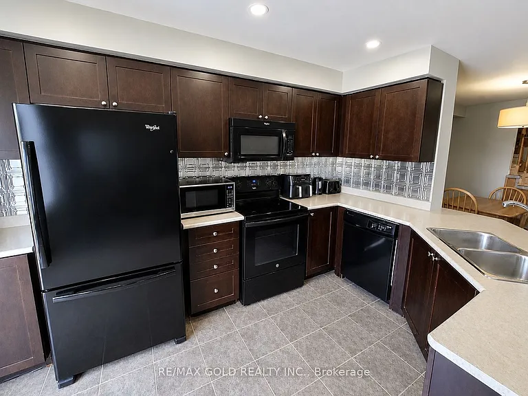 1061 Nadalin Hts — Photo 9