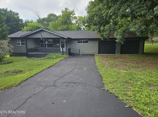 415 North Ave, Athens, TN 37303