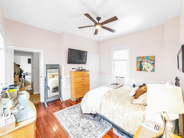 69 Spring Park Ave #1 — Photo 14