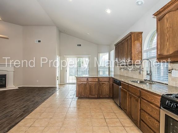 5th image of 12828 Old Macgregor Ln
