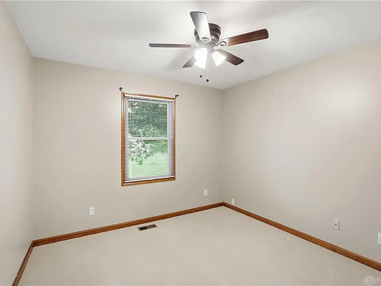 75 Myers Farm Ct — Photo 20