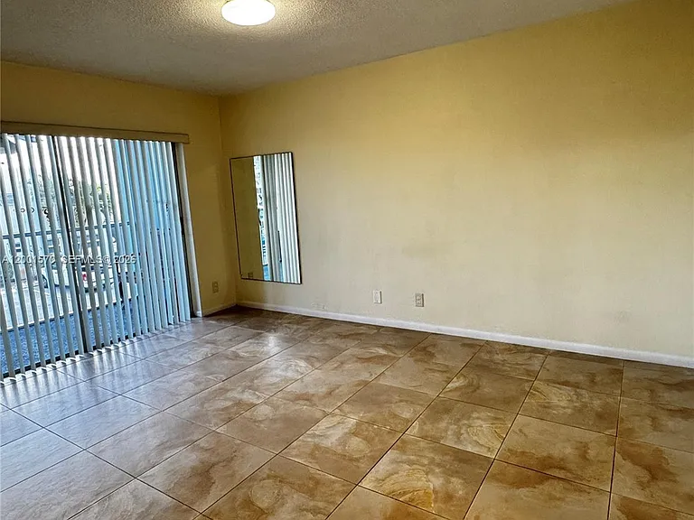 215 SE 3rd Ave #203A — Photo 7