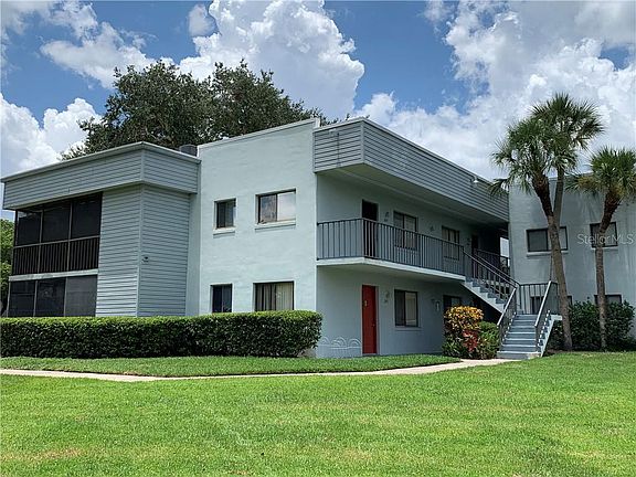 2nd image of 2423 Oak Park Way #215