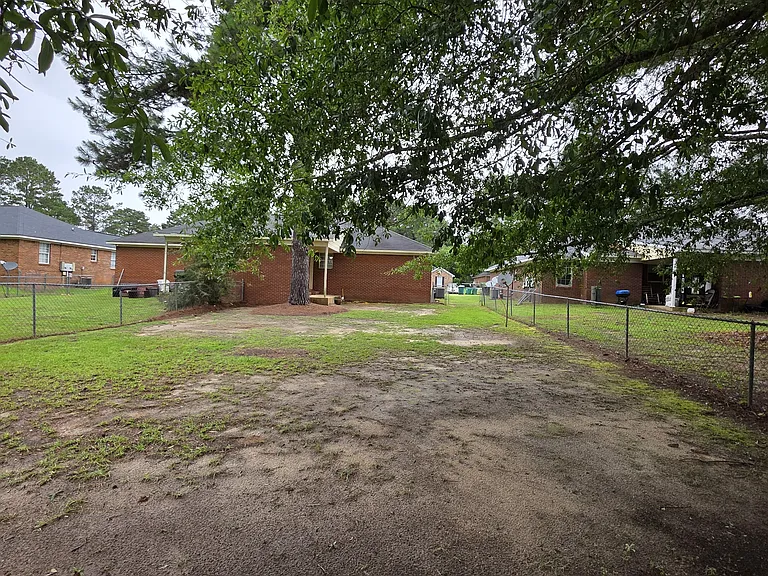 106 Augusta Ct #A — Photo 3