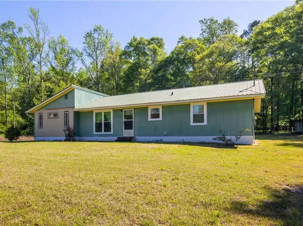 57 Davis Cir, Phenix City, AL 36869