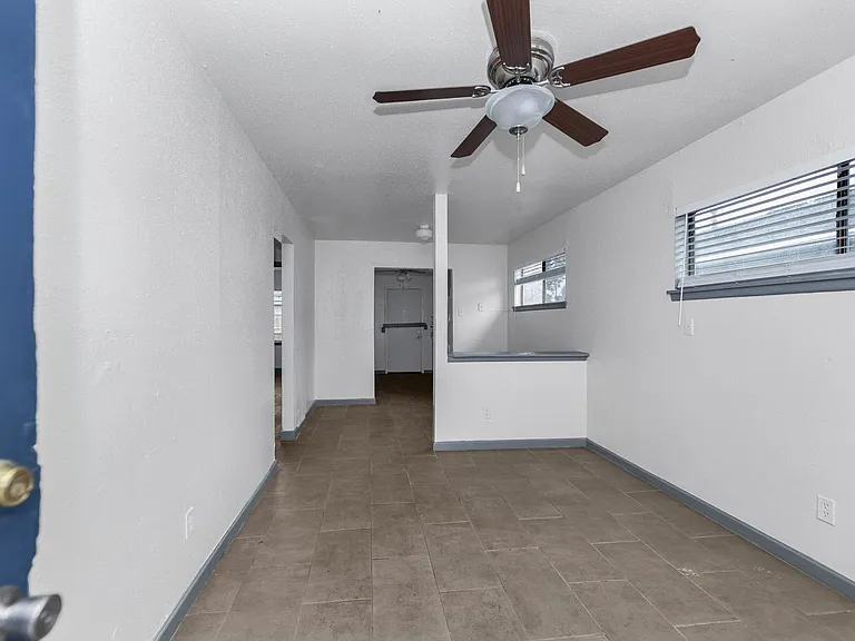 *Housing Welcome / Section 8 Accepted* — Photo 10