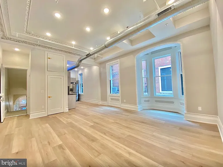 1824 Chestnut St #22 — Photo 13