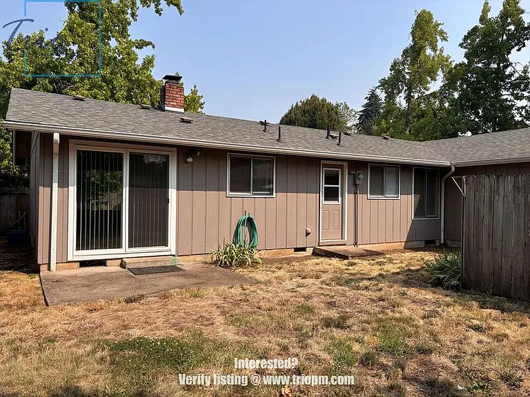 1010 Satre St — Photo 19