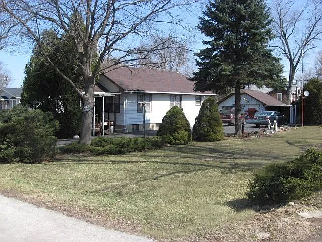 116 Schorie Ave photo 1
