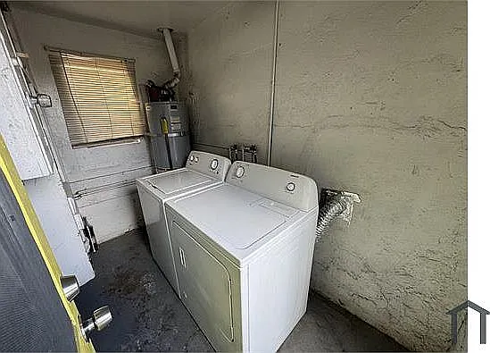 611 1/2 W Imperial Hwy — Photo 14