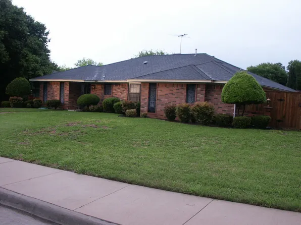 1455 Cheyenne Rd, Lewisville, TX 75077
