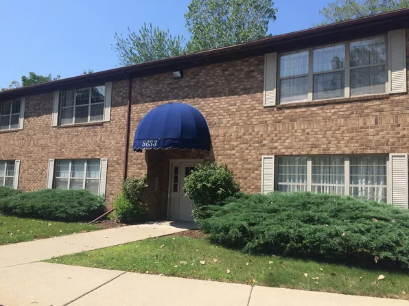 8633 Macomb St APT 3, Grosse Ile, MI 48138