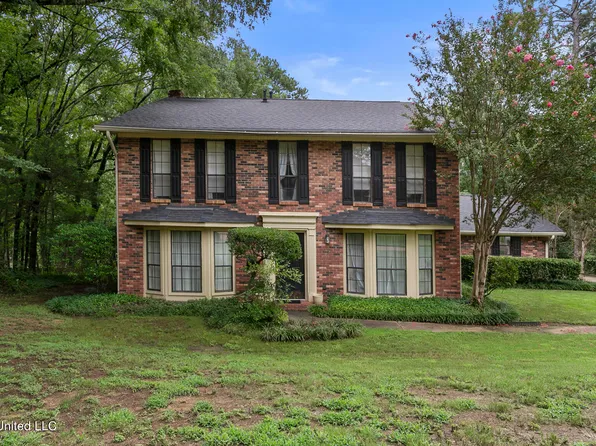 208 Longwood Dr, Clinton, MS 39056