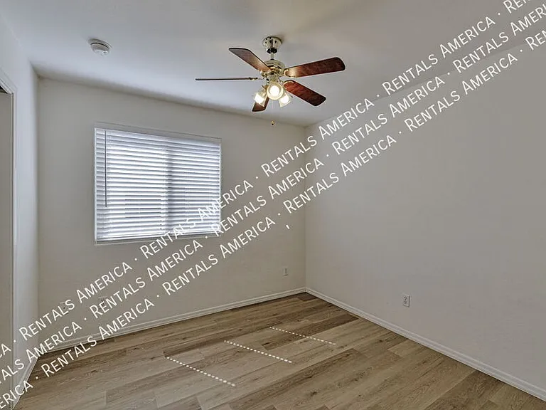 8421 S Burien Rd — Photo 22