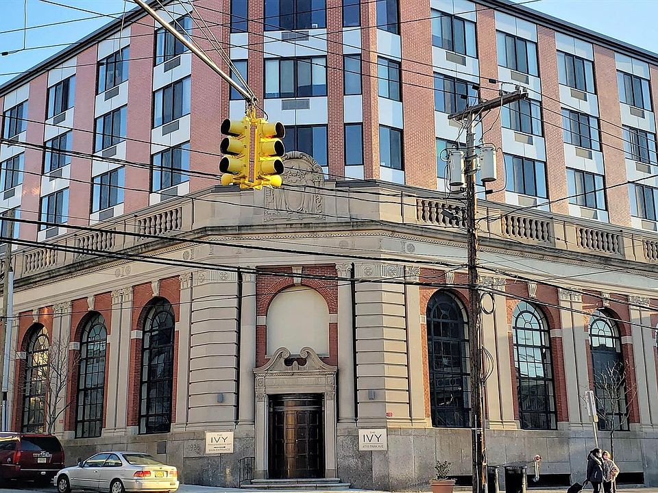 1st image of 4710 Park Ave #303