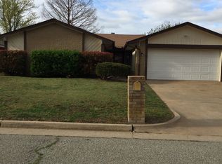 6605 Laurel Rd, Oklahoma City, OK 73162
