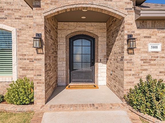 5th image of 5808 Frio Dr