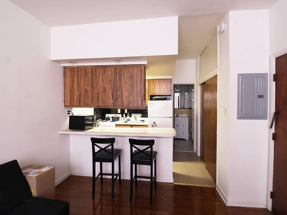 1st image of 1115 Spruce St APT 1
