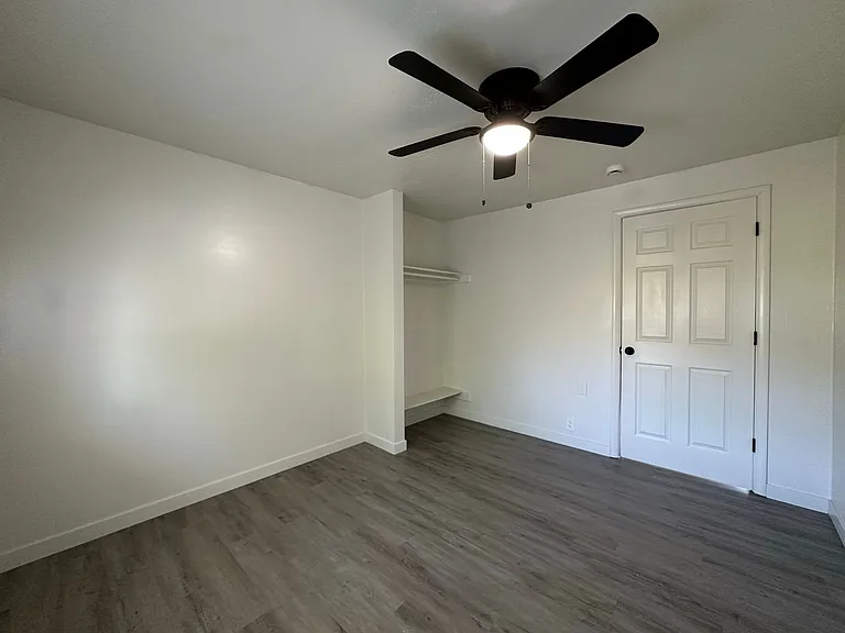 951 N Redwood Rd — Photo 20