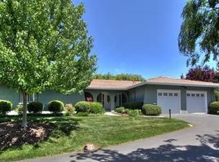 151 Cypress Point Way, Moraga, CA 94556