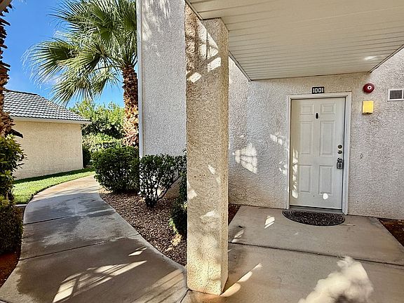 2nd image of 1845 W Canyon View Dr APT 1001
