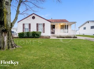 1061 Harwood Dr, Columbus, OH 43228