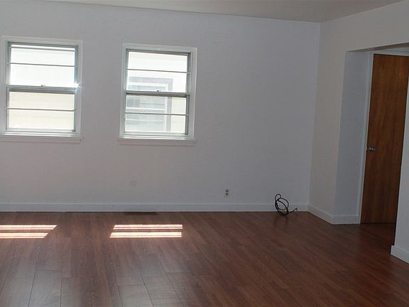 3rd image of 707 S 21st St