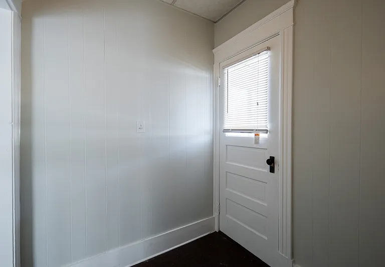 11 King Ave #2 — Photo 36