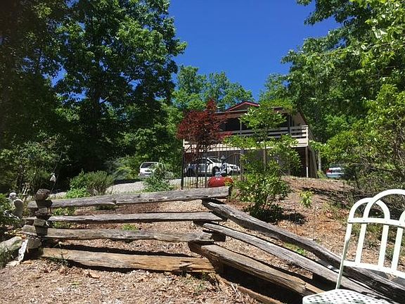 Duplex 
You have downstairs . Your own porch and private entrance . Two parking spaces