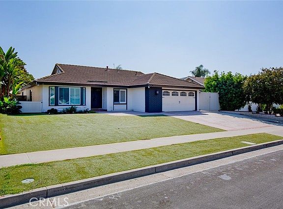 3rd image of 1254 Valparaiso Drive