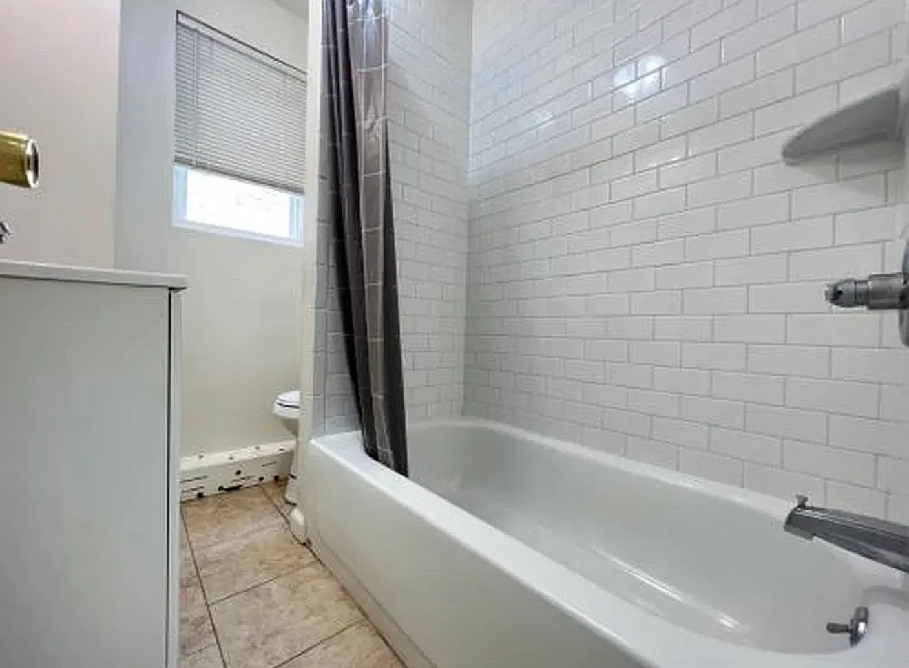 2 bed, $1,900 — Photo 4