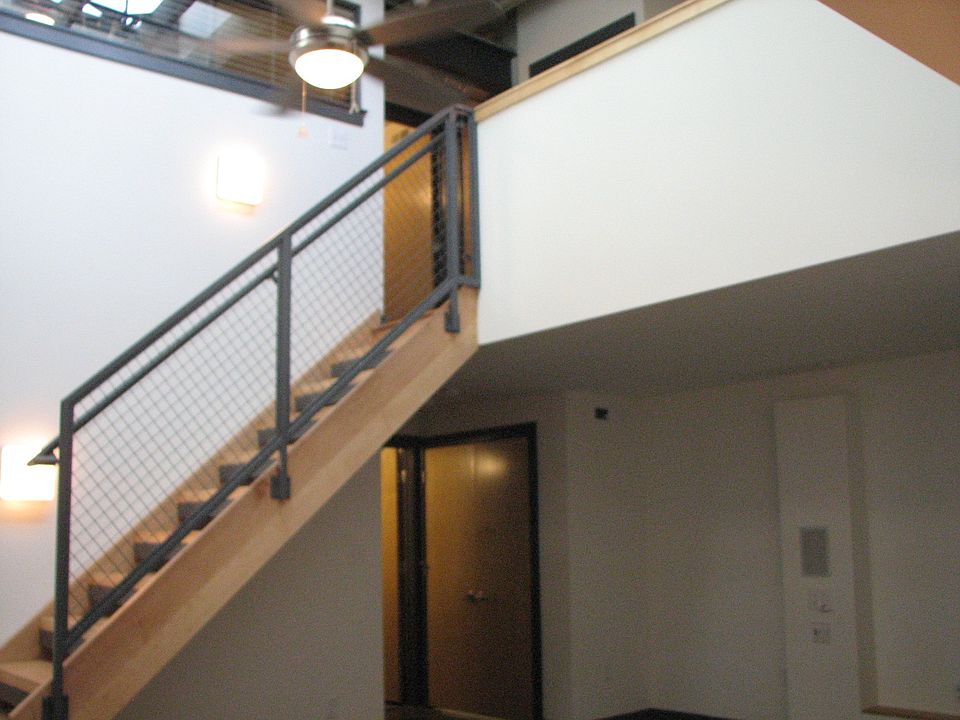 1st image of 1822 E Franklin St APT 112
