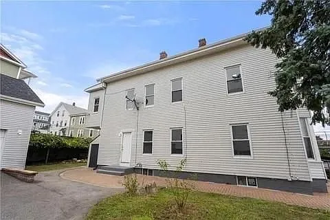 132 Railroad St — Photo 17