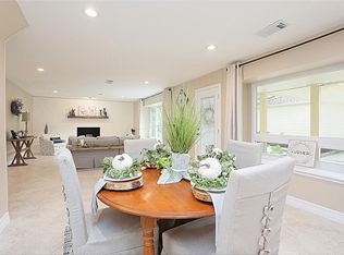 11203 Oak Spring Dr, Houston, TX 77043