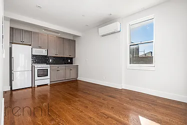 Rented by Rennit Inc.