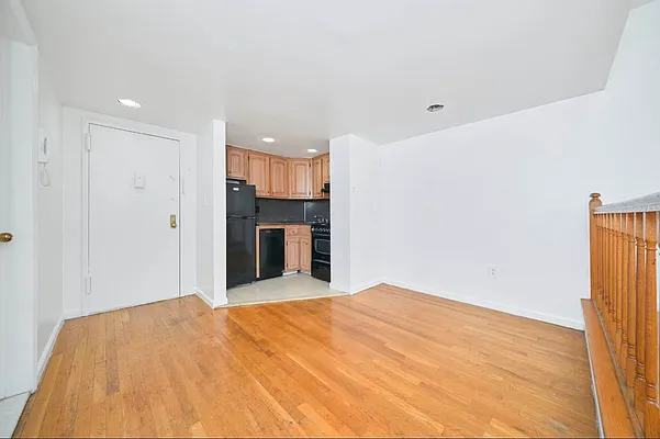 Rented by Living New York | media 23