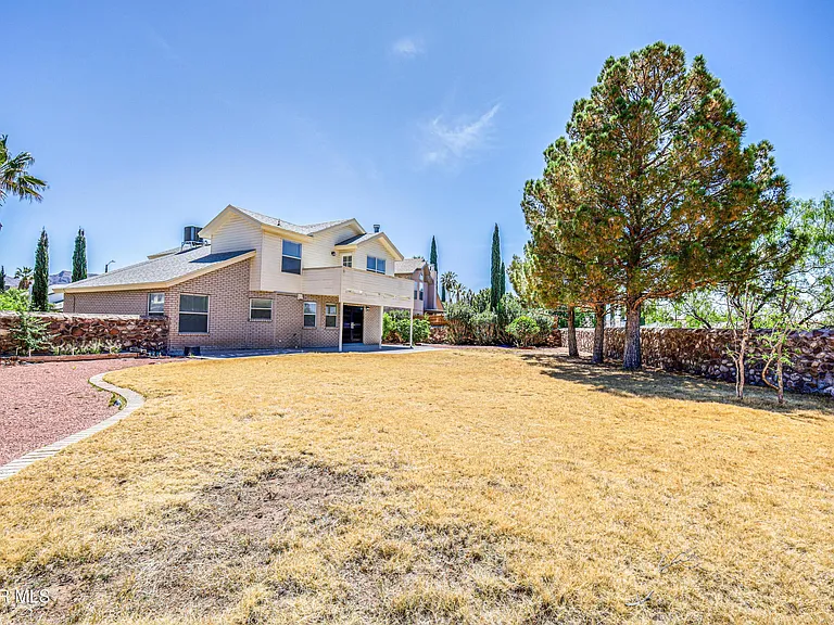 1229 Diamond Cove Pl — Photo 50