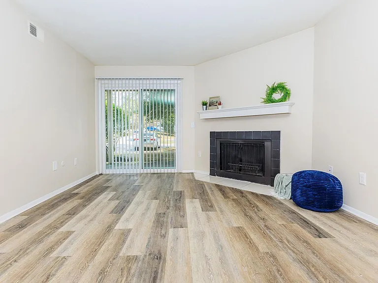 Northwoods Apartments — Photo 43