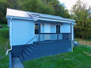 312 Davidson St, Saltville, VA 24370
