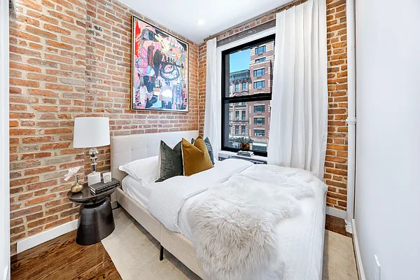 Rented by Douglas Elliman | media 4