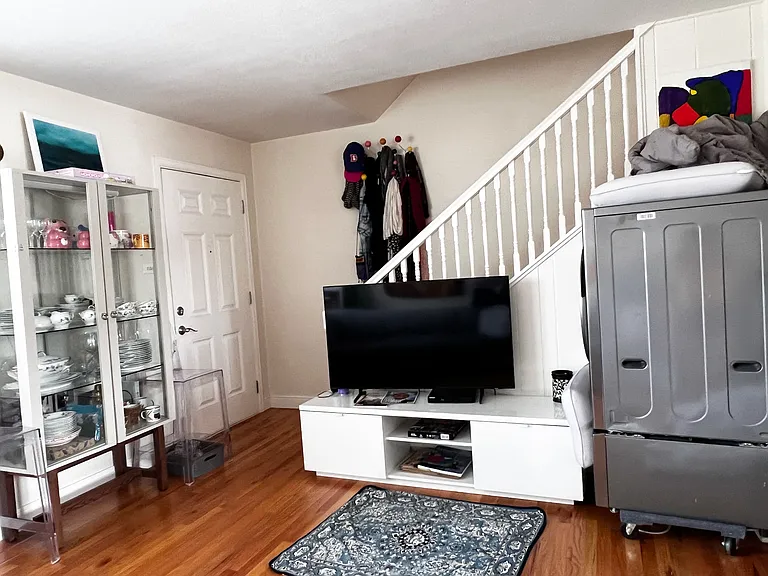 2808 Jasmine St — Photo 4