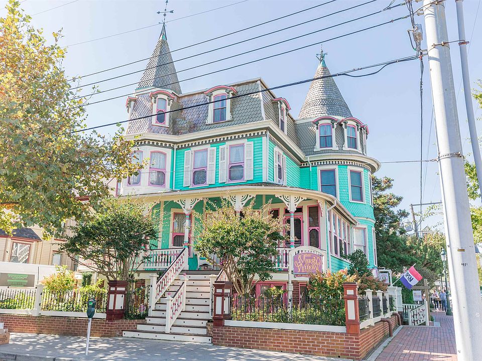 1st image of 42 Jackson St #3