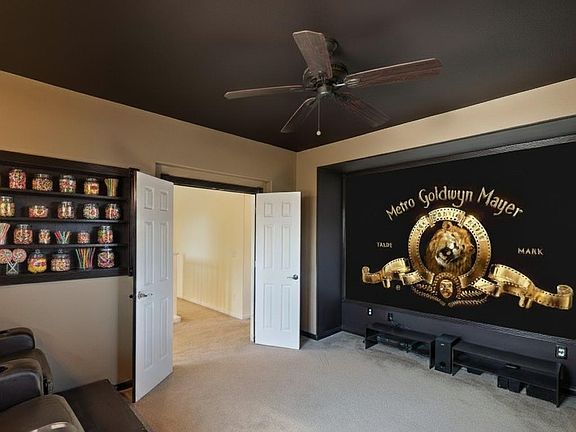 2nd image of 10114 Oporto Way